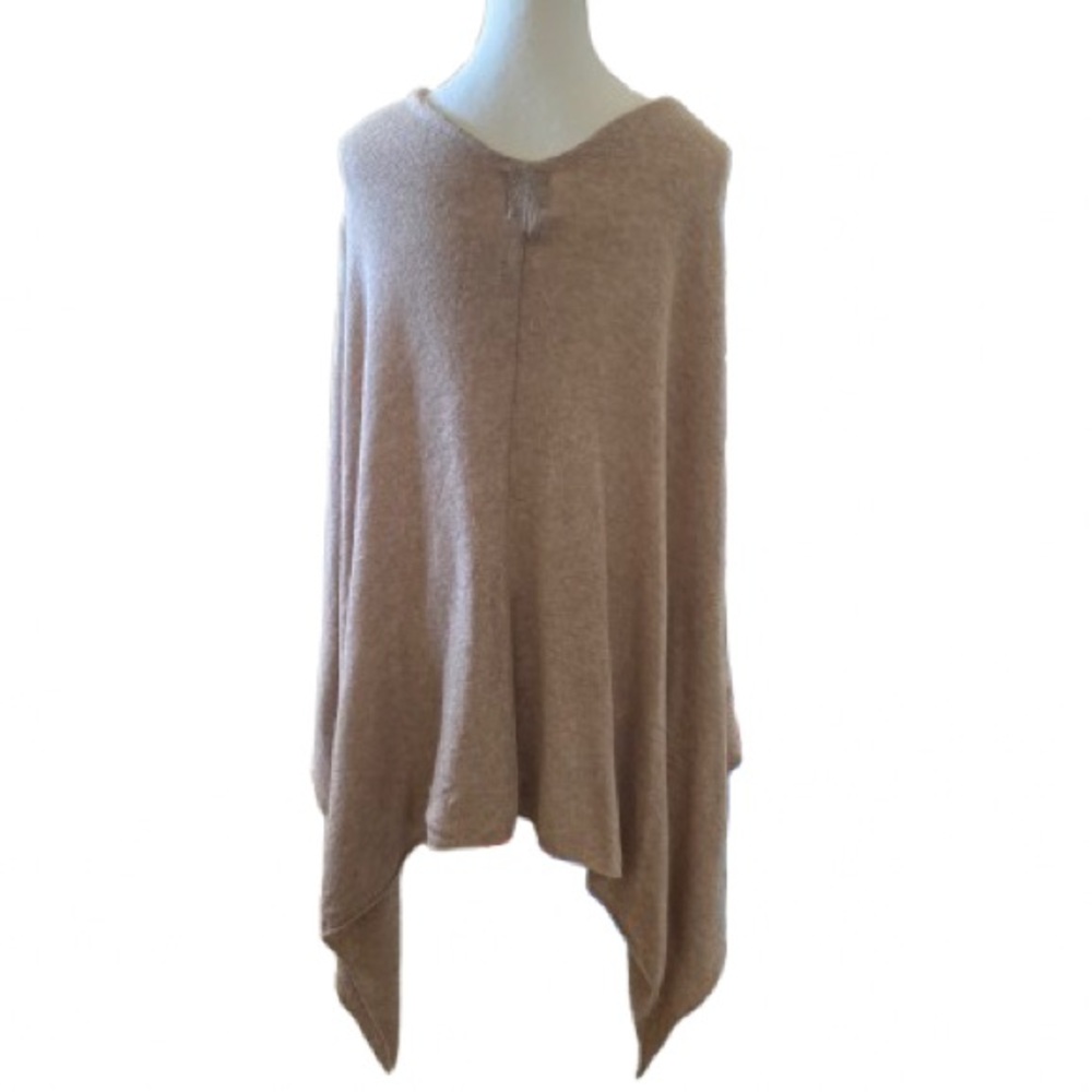 Anemone Cozy Tan Poncho